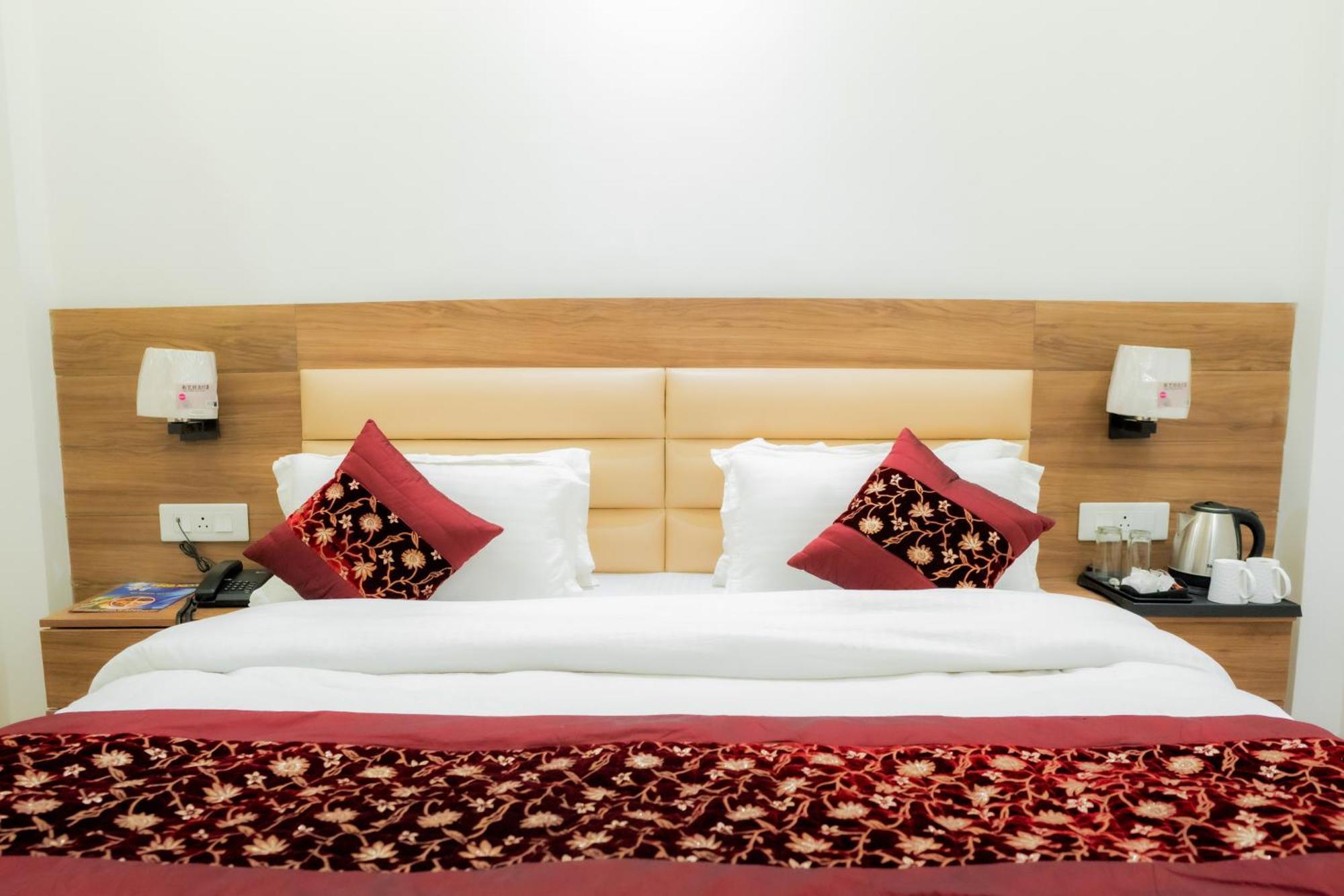 Hotel The Sunrise Vista Nizamuddin New Delhi