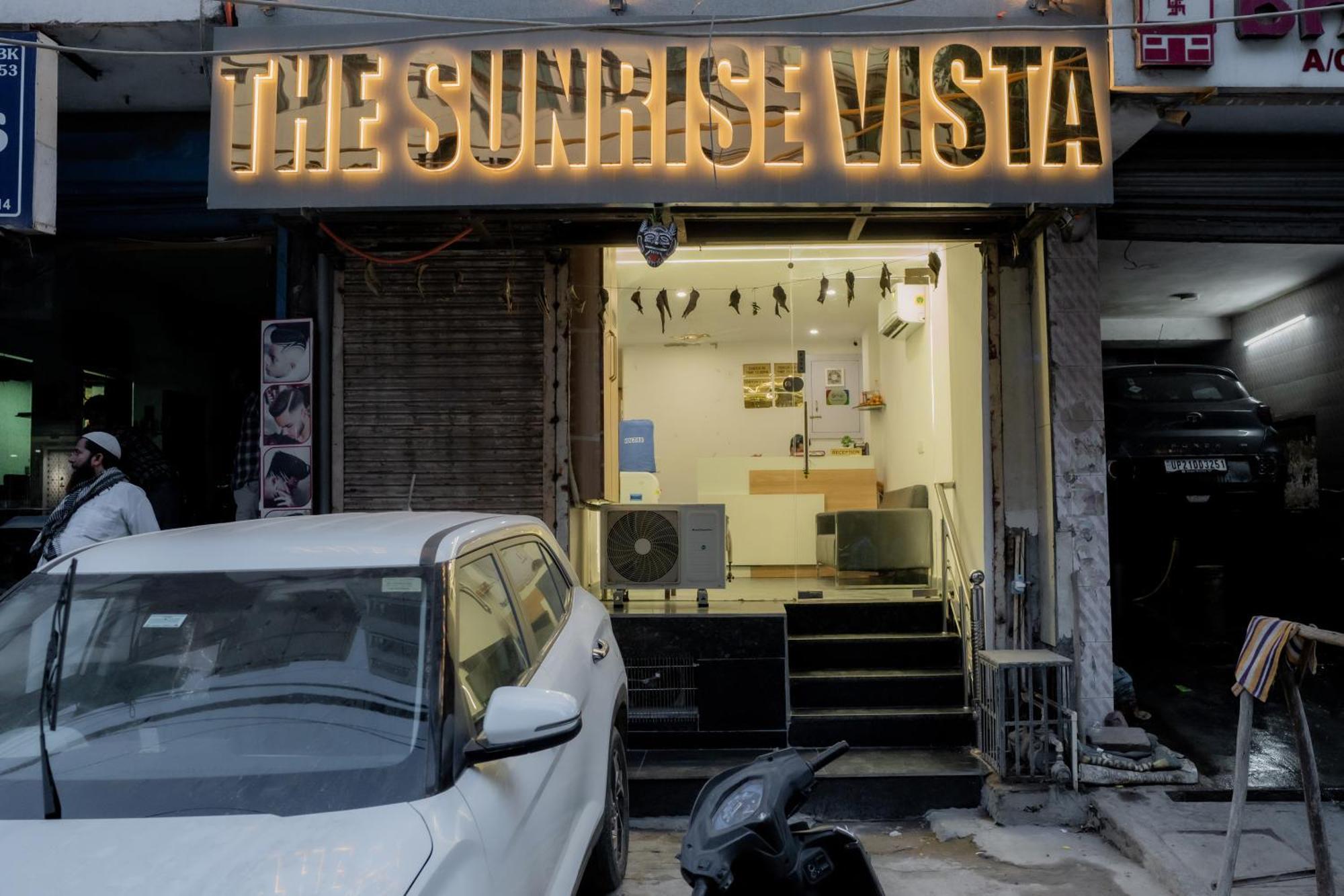 The Sunrise Vista Nizamuddin New Delhi
